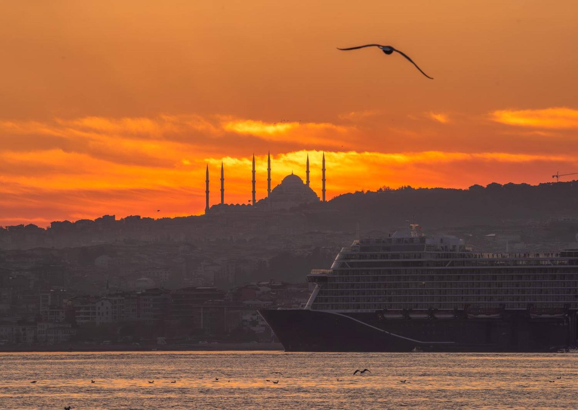 Hotel Momento Golden Horn Стамбул Экстерьер фото